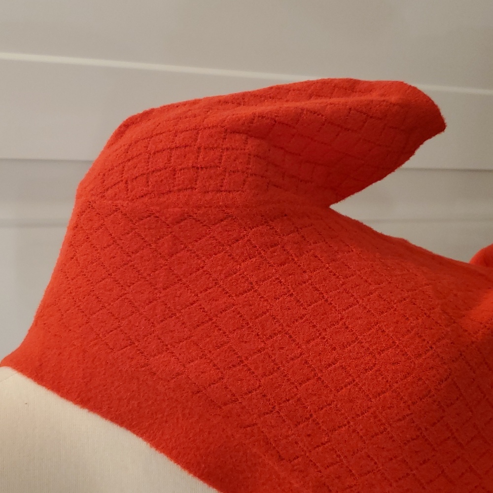 Knot Sisters Vibrant Orange Knit crop Cardigan  Size S new with tags - Picture 3 of 8